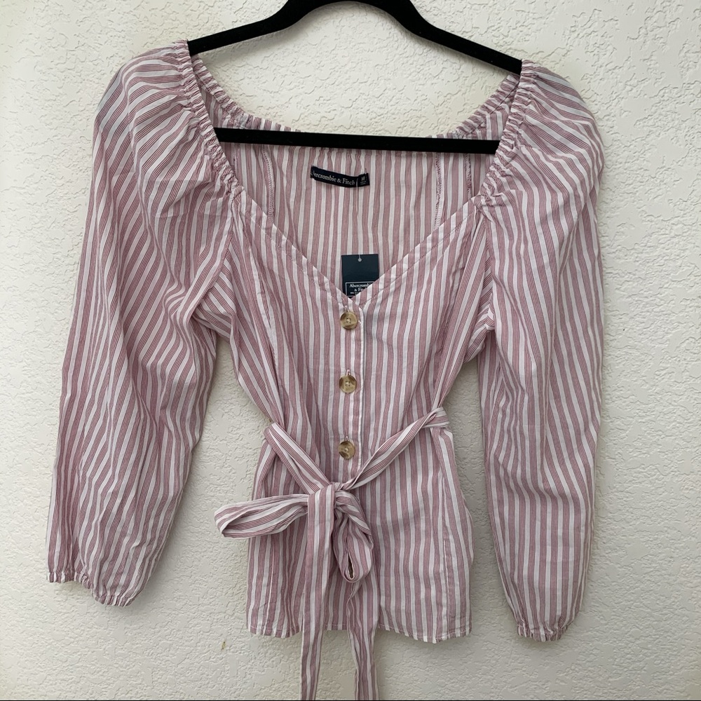 Abercrombie & Fitch top